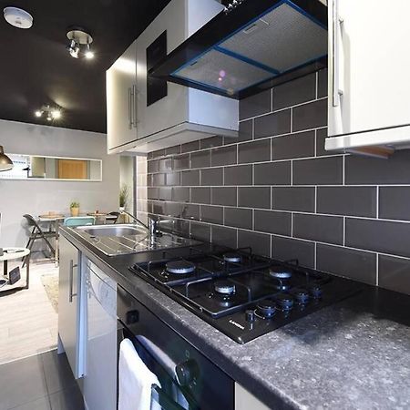 Back Turner Townhouse Apartment แมนเชสเตอร์ ภายนอก รูปภาพ