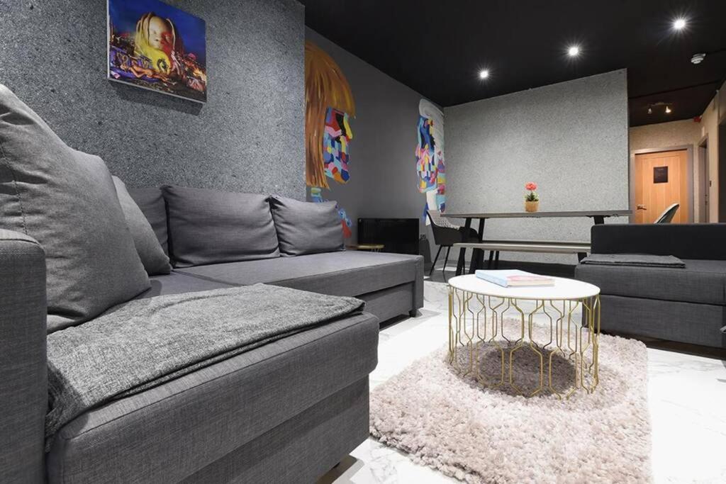 Back Turner Townhouse Apartment แมนเชสเตอร์ ภายนอก รูปภาพ
