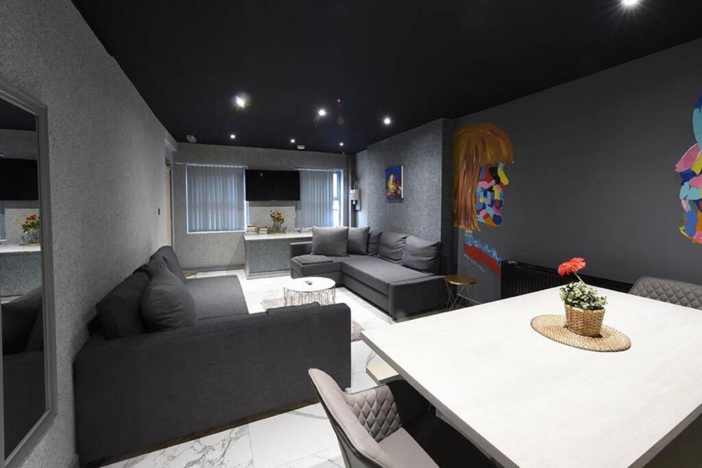 Back Turner Townhouse Apartment แมนเชสเตอร์ ภายนอก รูปภาพ